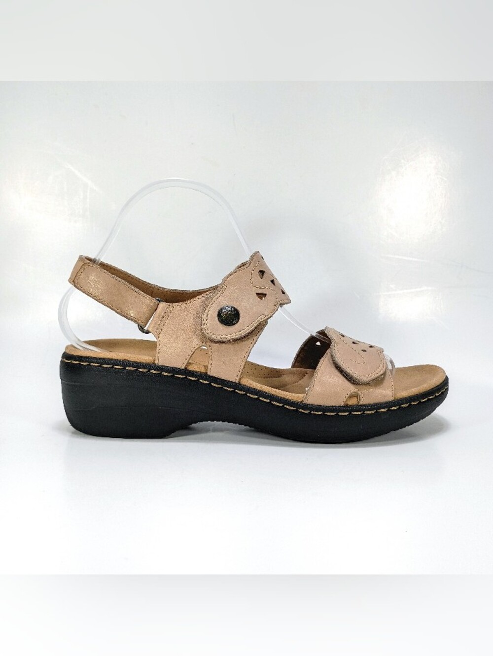 Clarks Merliah Dove Womens 9 Beige Leather Slingback Wedge Sandals